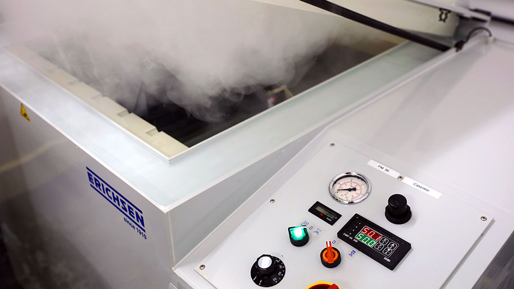 Corrosion and climate tests