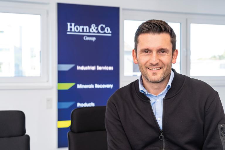 Argjend Kameraj wird zum Anteilseigner und CEO der Horn & Co. Group